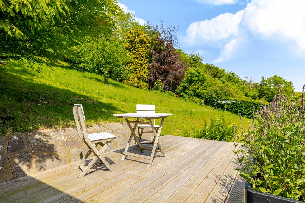 Slines Oak Road Woldingham